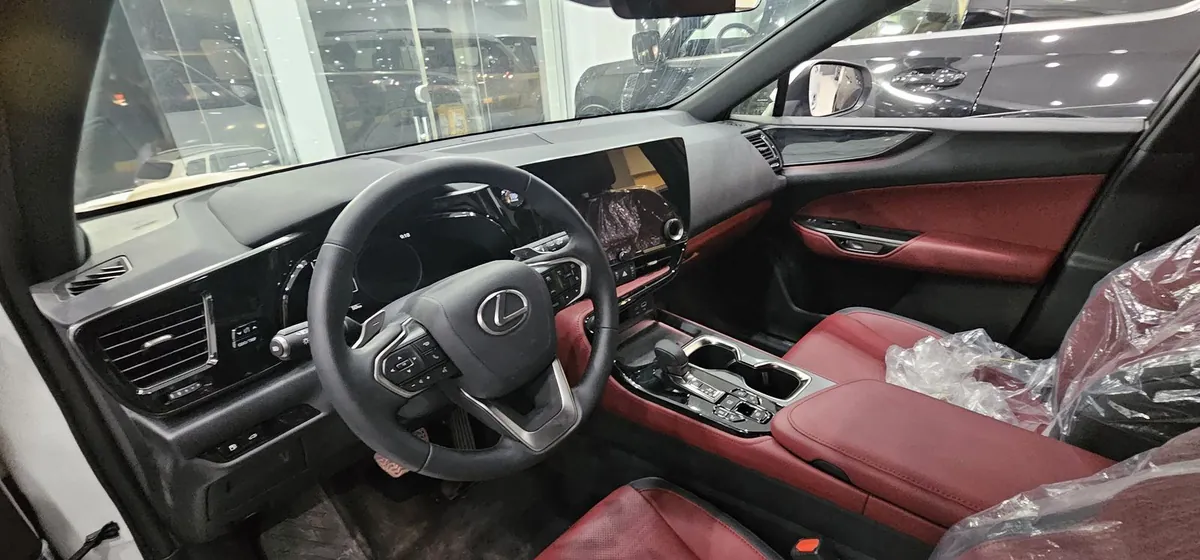لکسوس NX350 مدل 2025 - تصویر 6